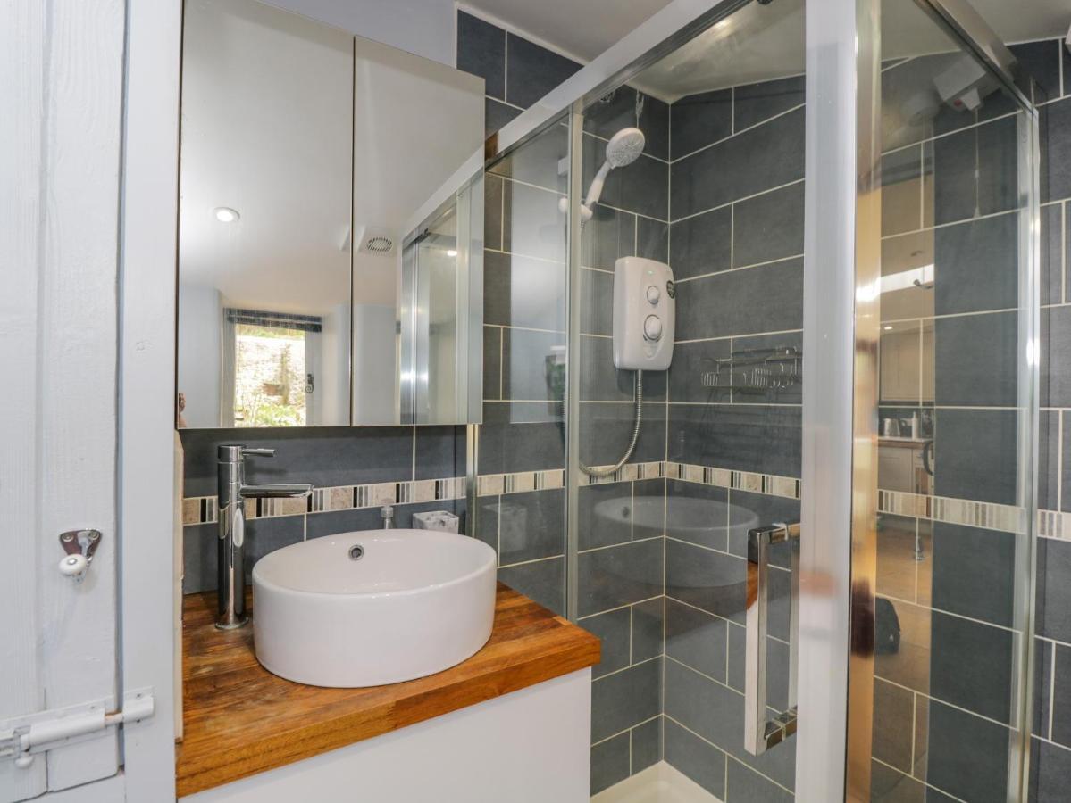 Fox Den Cottage Castle Combe Ngoại thất bức ảnh