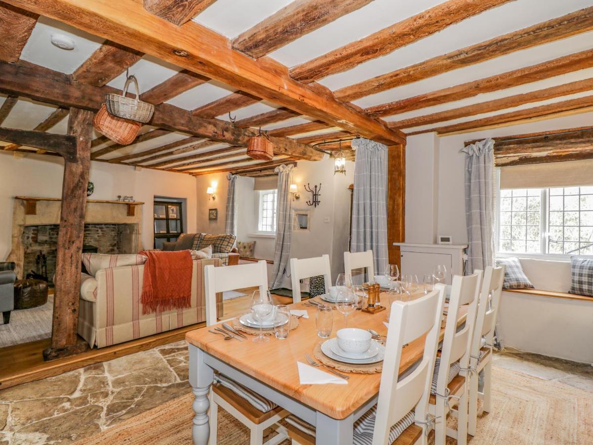 Fox Den Cottage Castle Combe Ngoại thất bức ảnh
