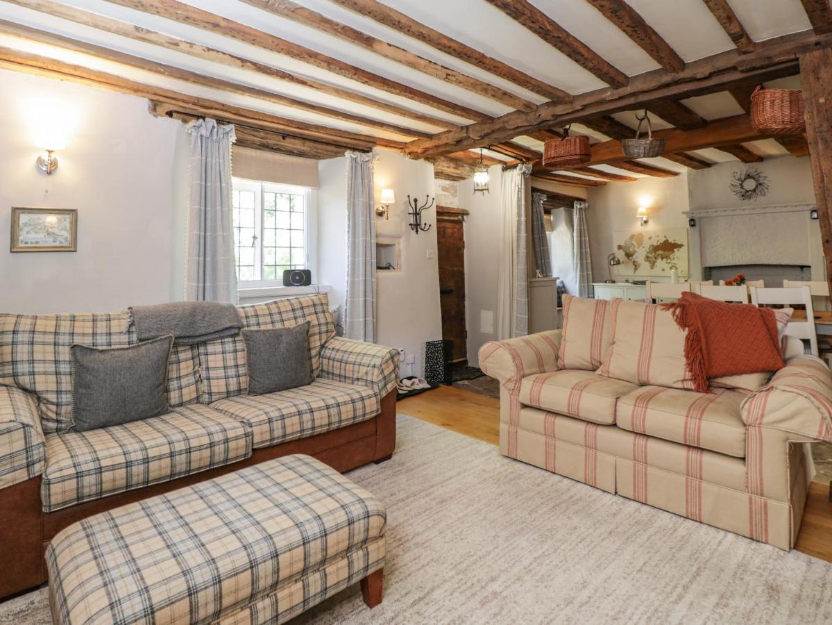 Fox Den Cottage Castle Combe Ngoại thất bức ảnh