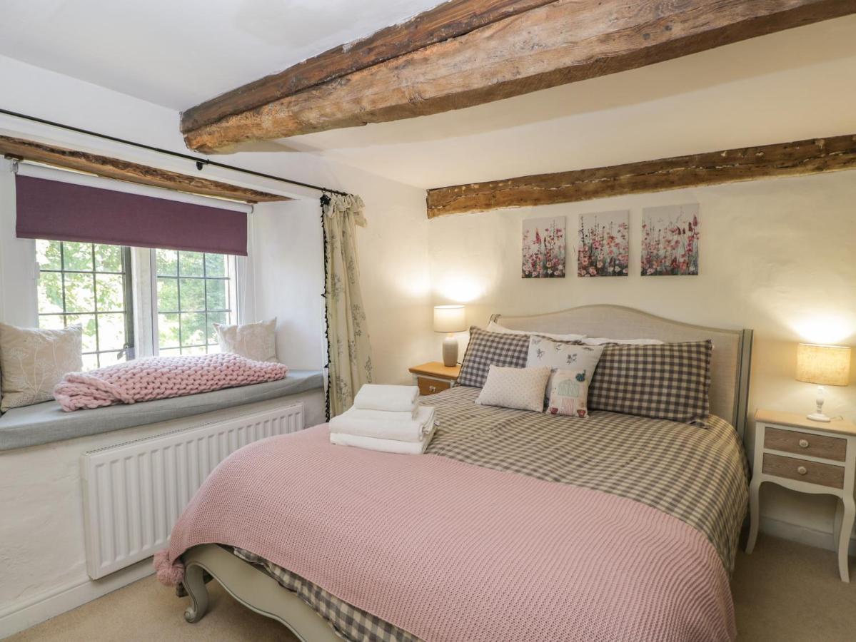Fox Den Cottage Castle Combe Ngoại thất bức ảnh