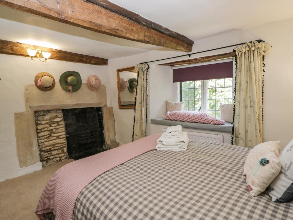 Fox Den Cottage Castle Combe Ngoại thất bức ảnh